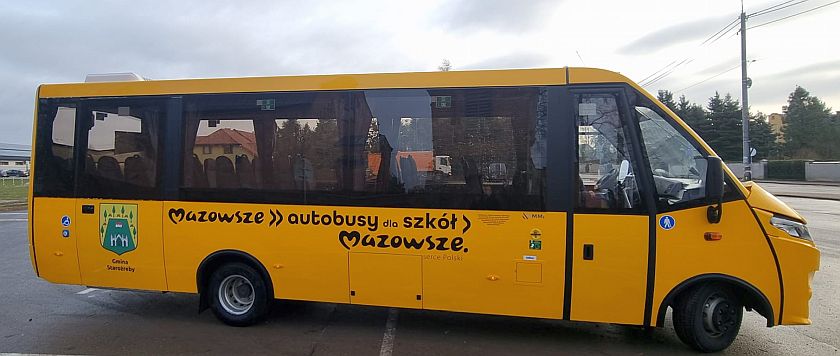 zakupiła nowy autobus szkolny