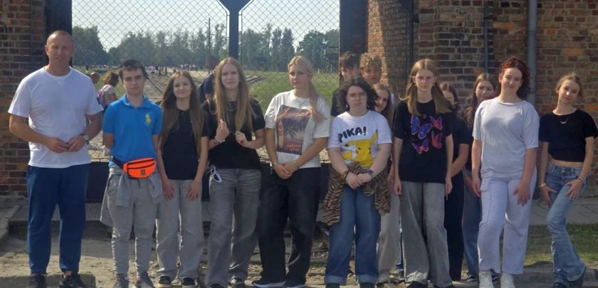 Mazowsze Serce Polski - wyjazd edukacyjny do Oświęcimia